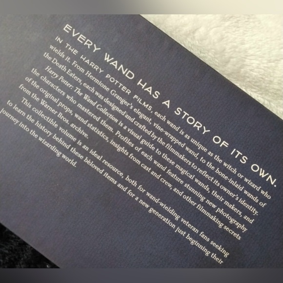 Harry Potter The Wand Collection Book - Picture 7 of 8